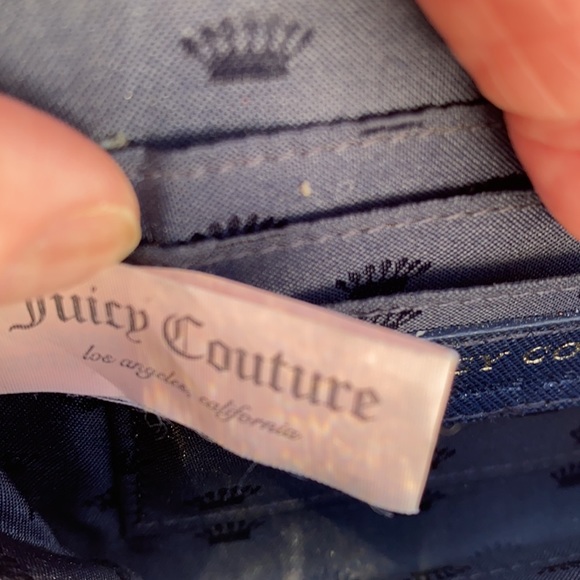 Juicy couture beautiful zip around wristlet - Picture 7 of 7